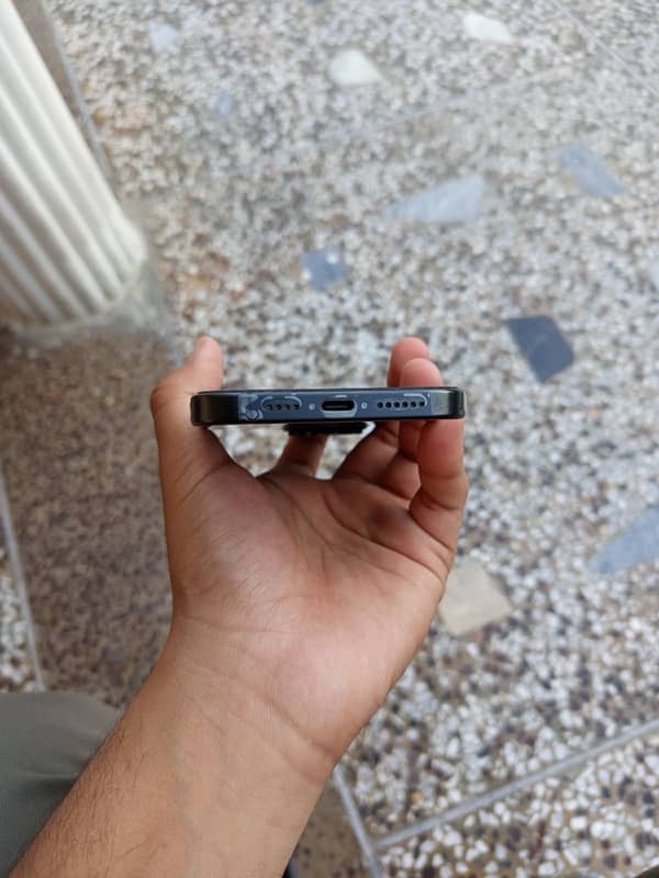 iphone 15 pro max 10by10 conditon 3