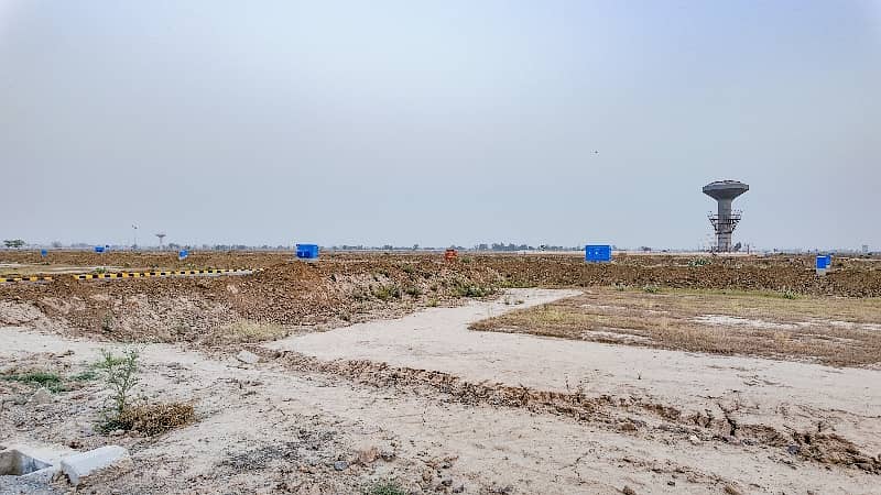 LDA City LAHORE 10 Marla Plot For Sale ALL Duse Clear 13