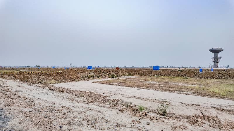 LDA City LAHORE 10 Marla Plot For Sale ALL Duse Clear 18