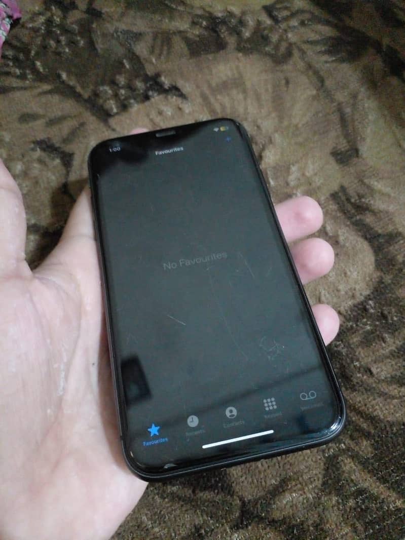 iPhone 11 factory unlocked 4