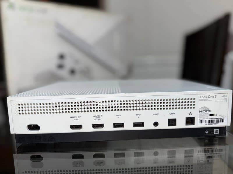 xbox one s 1tb full new used 1 month only 6