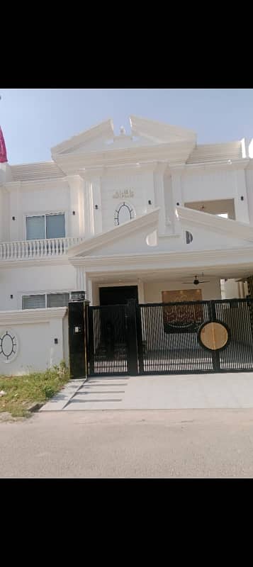 Stunning Prime Location 10 Marla House In Garden Town Phase 3 Available 0