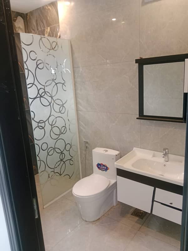 Stunning Prime Location 10 Marla House In Garden Town Phase 3 Available 3