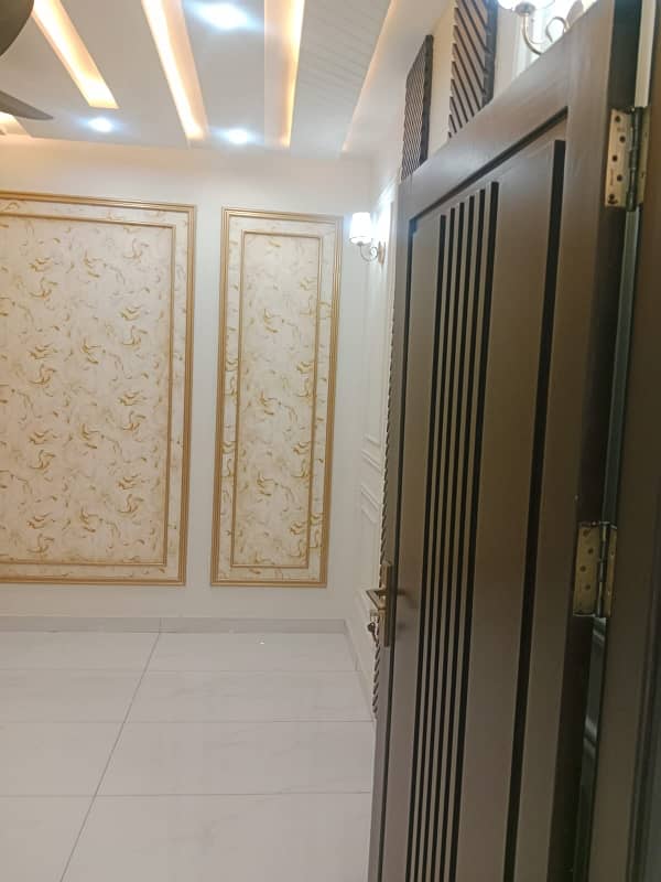 Stunning Prime Location 10 Marla House In Garden Town Phase 3 Available 10