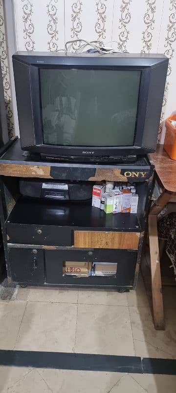 used Sony tv with trolley 0