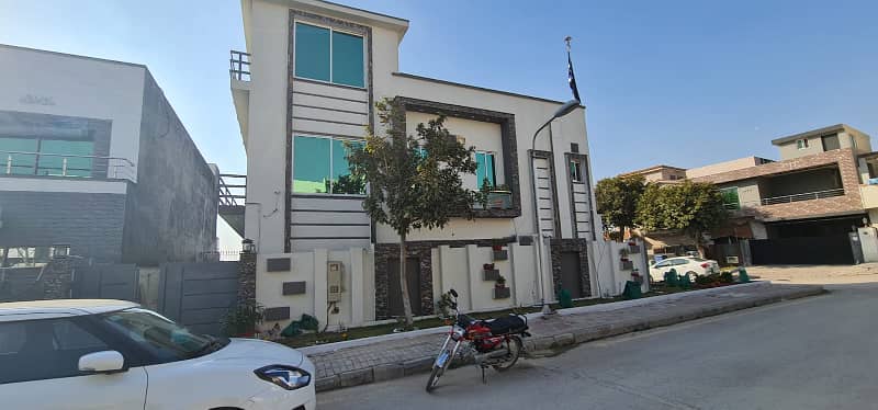 Prime Location 10 Marla Residential Possession Plot 5