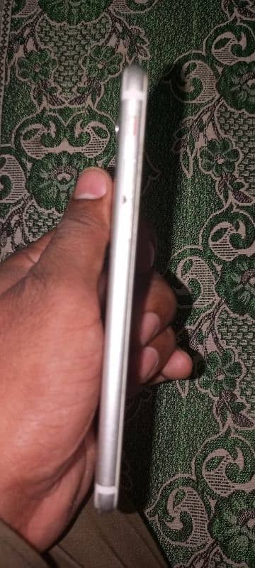 iPhone 2