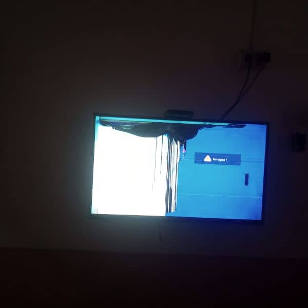 Haier LED 32"With android box 0