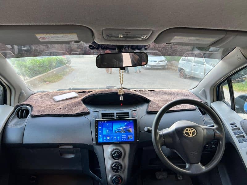 Toyota Vitz 2008 8