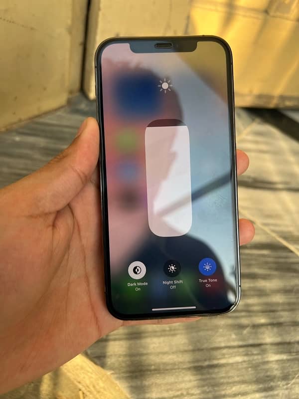 Iphone 12 pro 6
