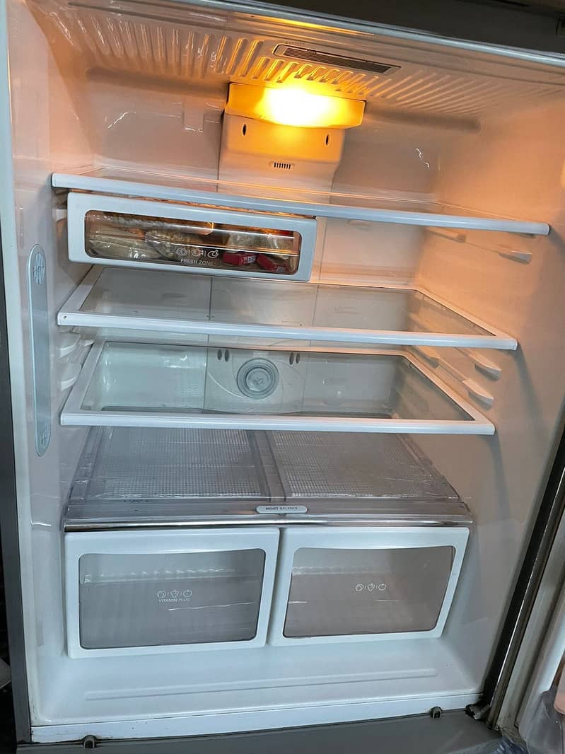 LG Refrigerator for Sale 0