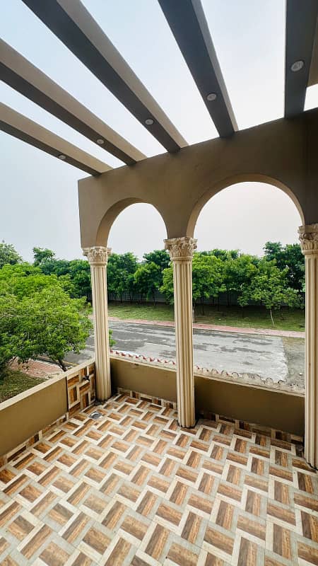 5 Marla House available for sale in very reasonable price and very unique location in jinnah block Bahria Town Lahore original pictures are attached. 1