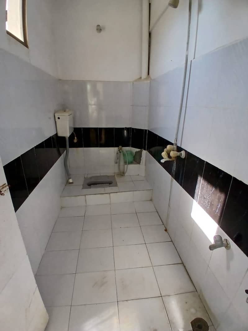 3 BED Lounge portion available for rent 4