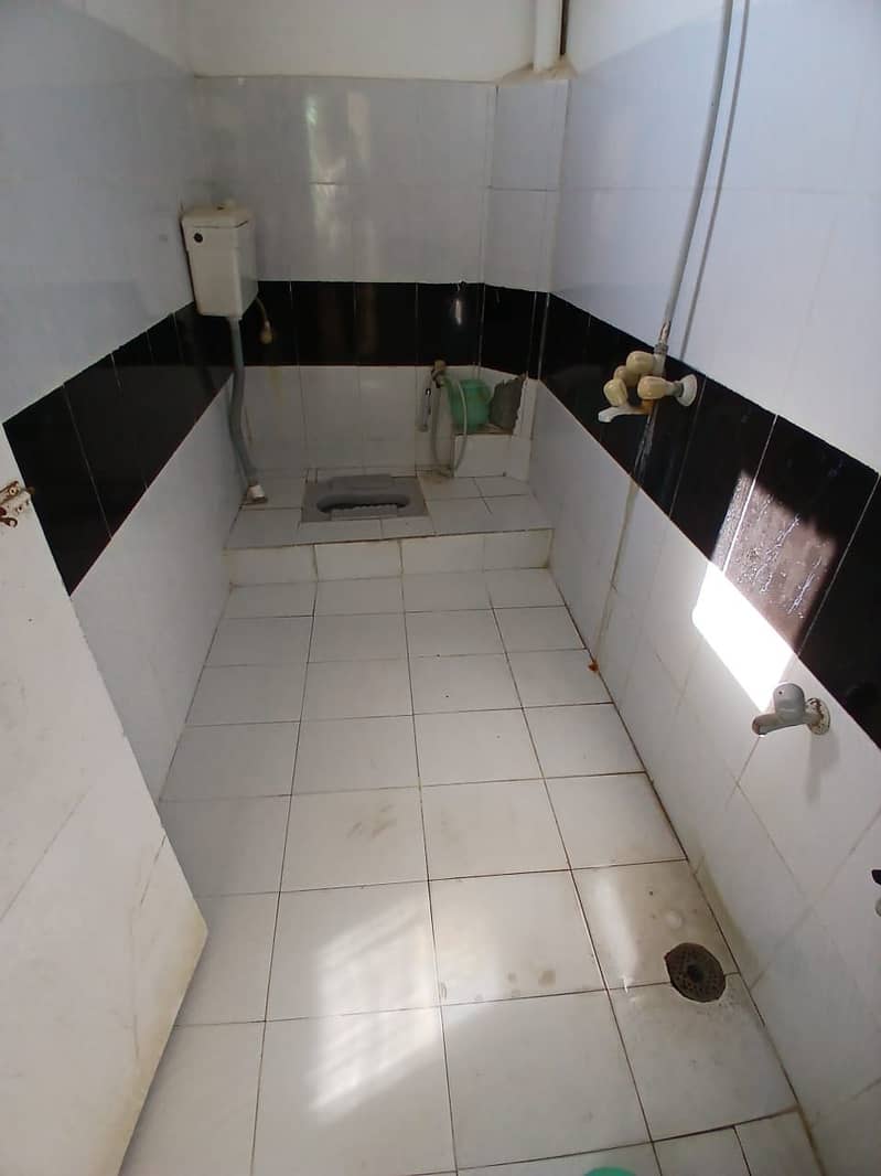 3 BED Lounge portion available for rent 7