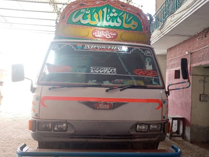 Hino Truck 1993 3
