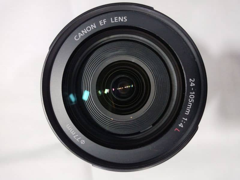 Canon 24-105 f/4L IS USM Lens Mint Condition 3