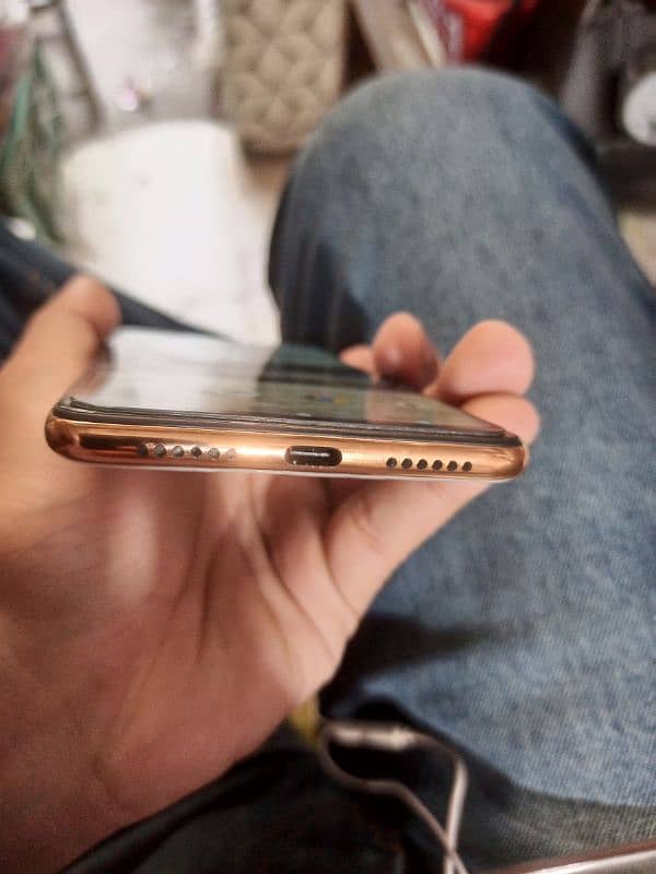 sparx note 20  AMOLED display 4