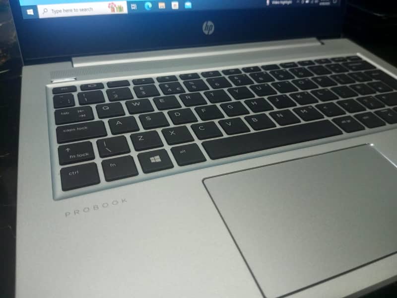 HP 430 G6 Core i5 8th Generation (8/256) 1
