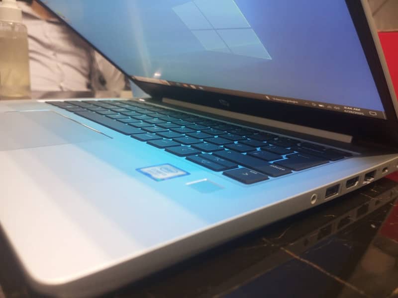 HP 430 G6 Core i5 8th Generation (8/256) 4