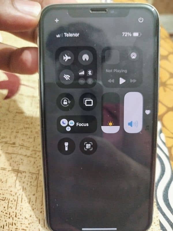iphone xs factory unlocked 1