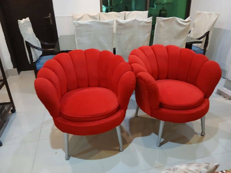 lounge chairs 0