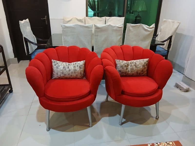 lounge chairs 2