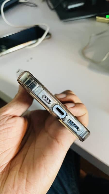 iPhone 13 pro JV 10/10 92% battery 2