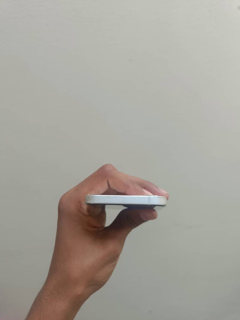 iPhone 12 64gb j. v water pack 4