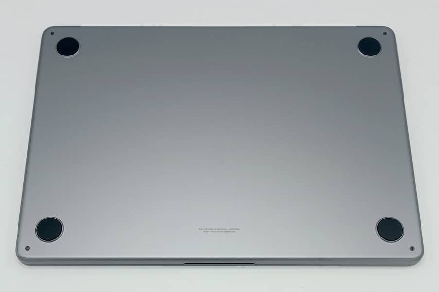 MacBook Air 2022 Apple M2 Chip 8/16GB Ram 256GB New 10/10 M2 Laptops 5