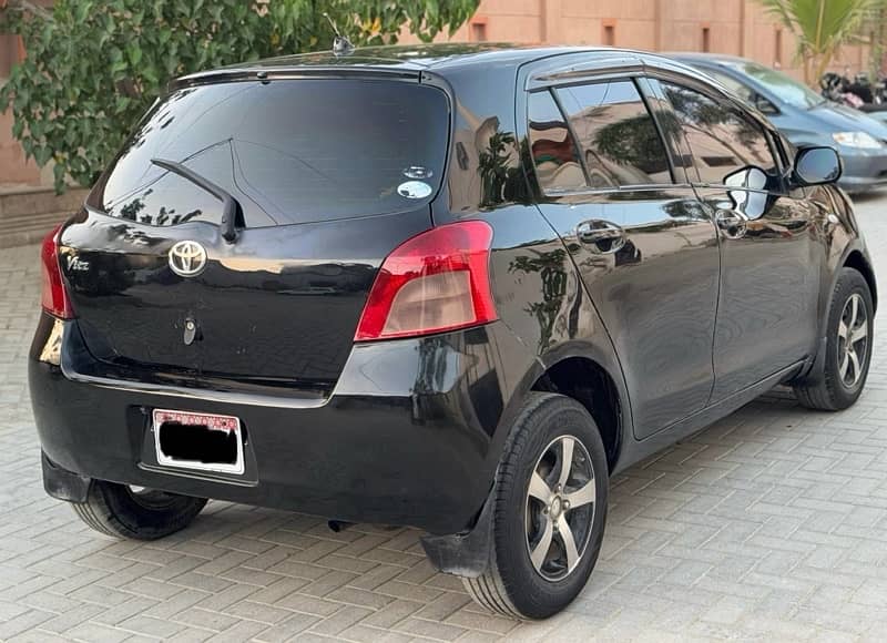 Toyota Vitz B Intelligent 1.0 ( Rpm Meter) 2