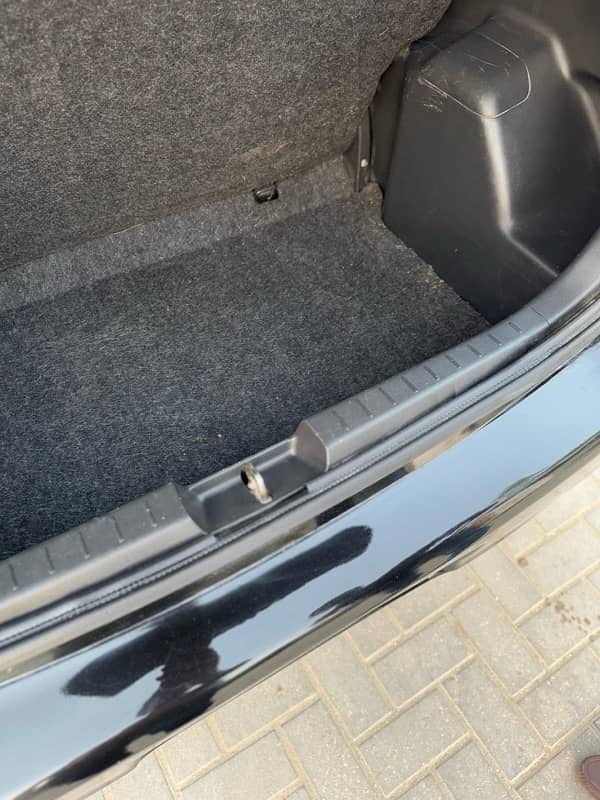 Toyota Vitz B Intelligent 1.0 ( Rpm Meter) 16