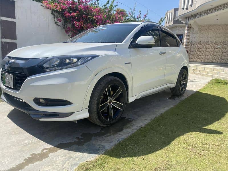 Honda Vezel 2014 1