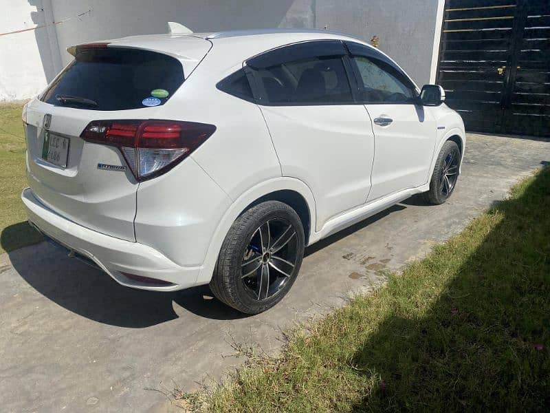 Honda Vezel 2014 3