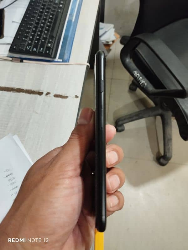 iPhone 7 4