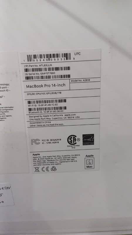 MacBook Pro M3 8/1 TB space Gray 14" used 8 ma warranty have 0