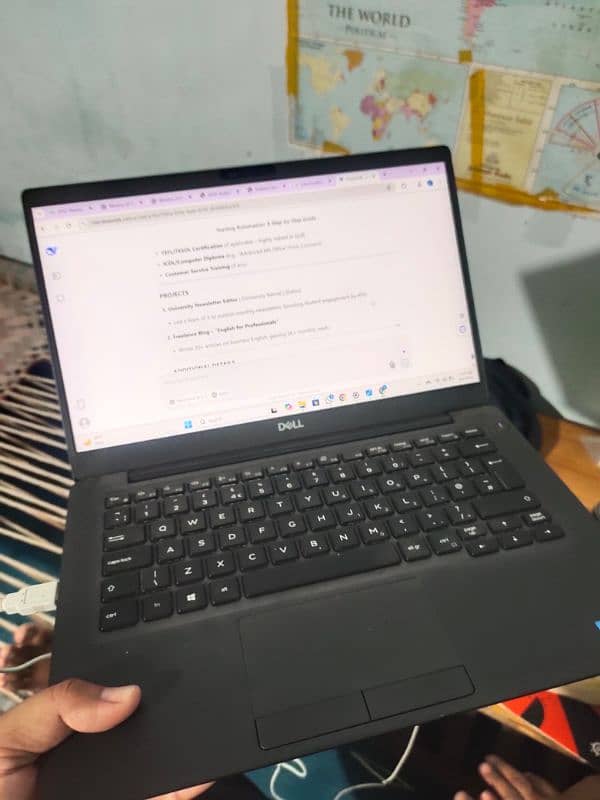 Dell 7400 model FHD display i5 8th generation 8 gb ram 256 nvme 0