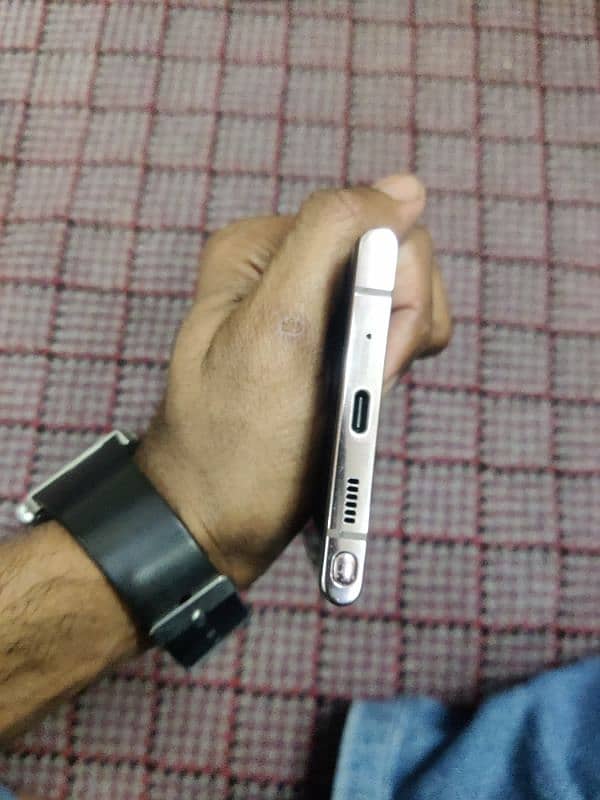 best condition phone 3