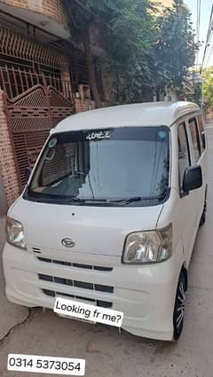 Daihatsu Hijet 2010/16. Fully genuine. no piece shower.