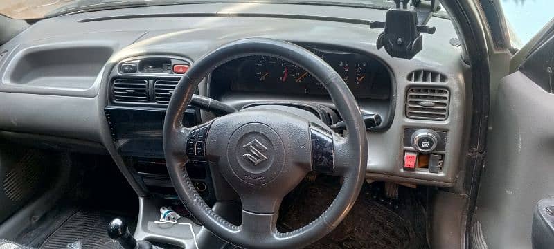 Suzuki Baleno 2000 12