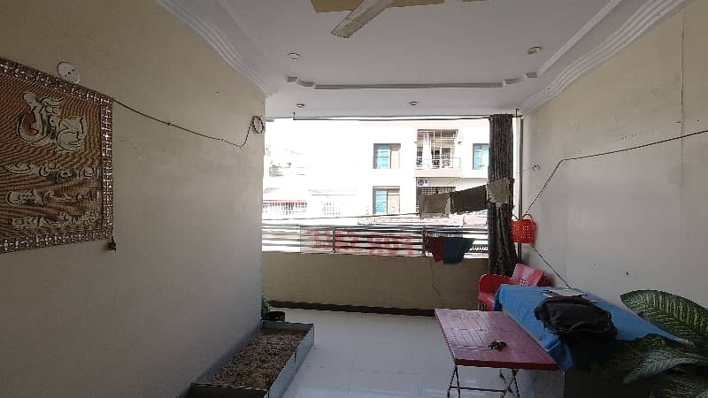 Gulshan e Iqbal 240 SqYard Portion Available on Sale 5