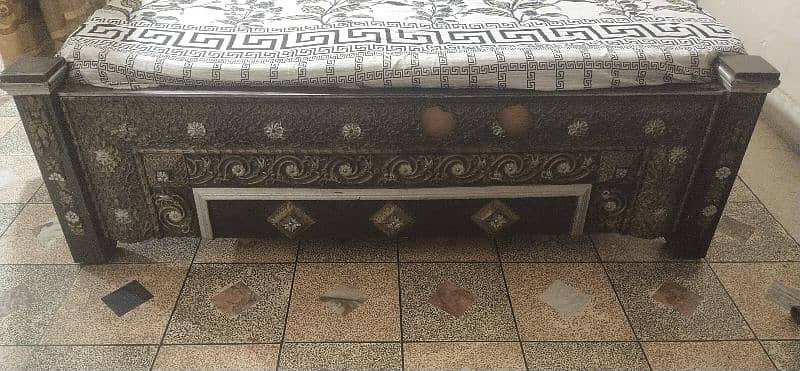 bed dressing showcase side tables 3