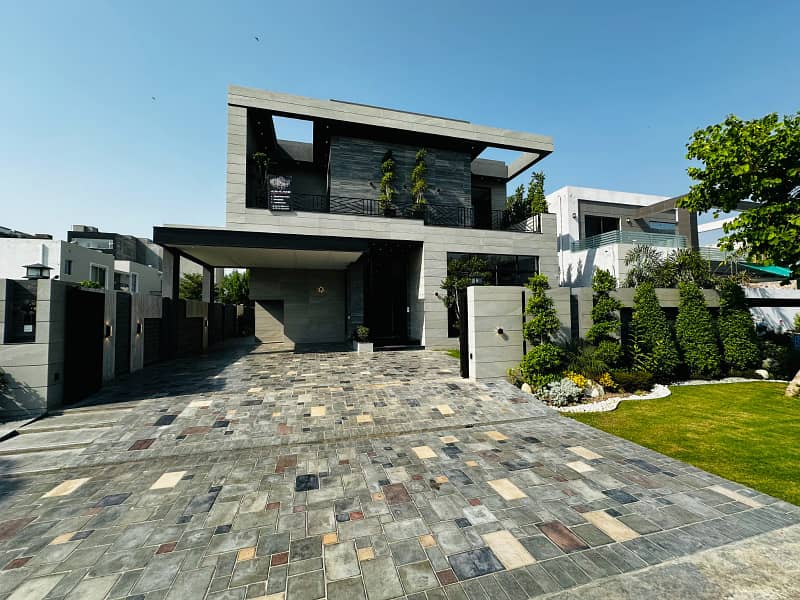 1 Kanal Beautiful Unique Modern Designed House With Luxury In DHA Phase 6 0