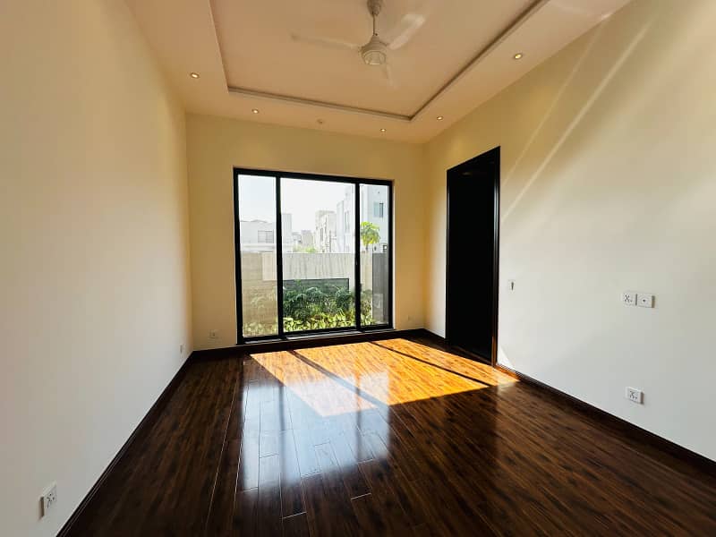 1 Kanal Beautiful Unique Modern Designed House With Luxury In DHA Phase 6 8