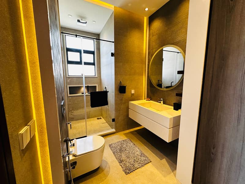1 Kanal Beautiful Unique Modern Designed House With Luxury In DHA Phase 6 16