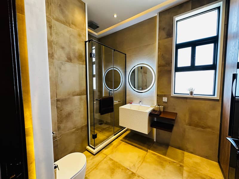 1 Kanal Beautiful Unique Modern Designed House With Luxury In DHA Phase 6 17