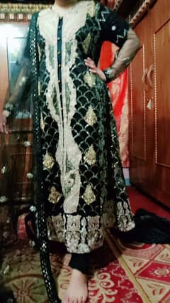 gown