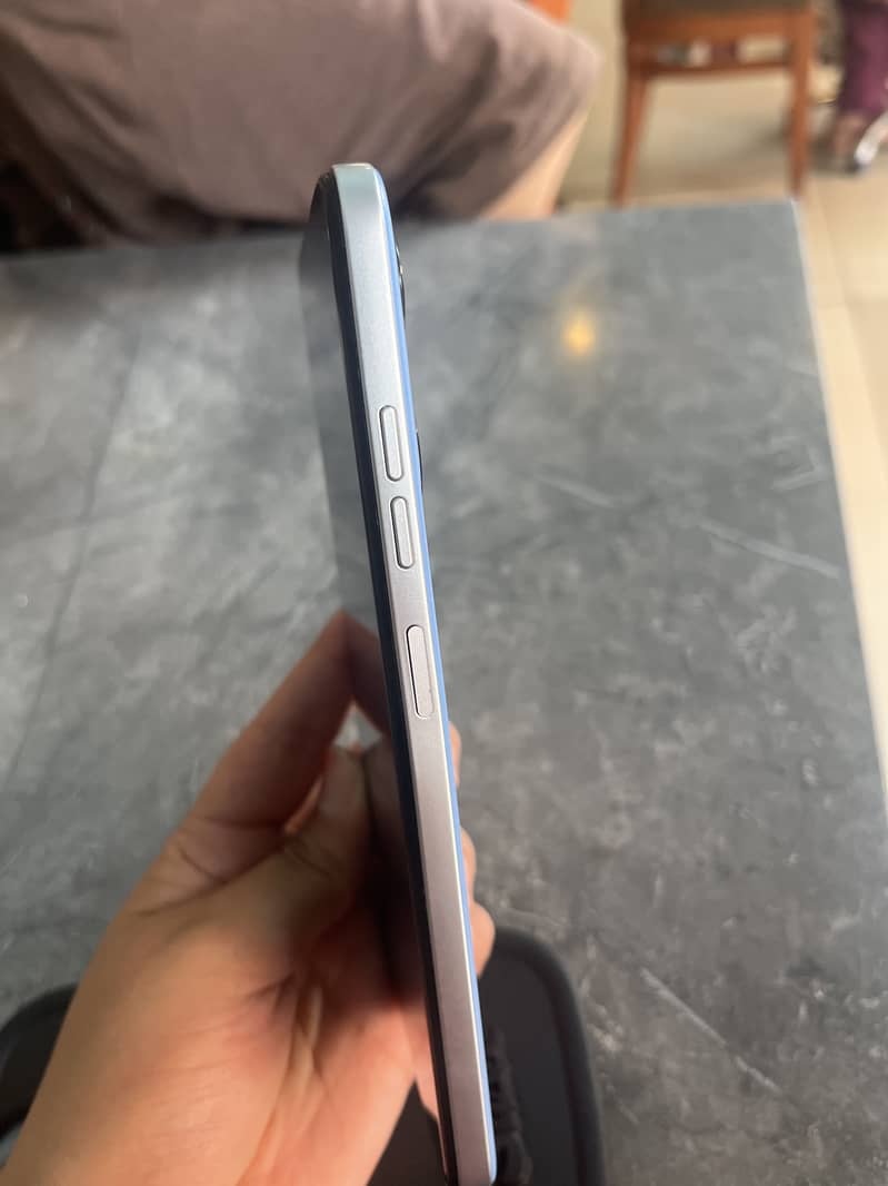 Shazia ka phone 2