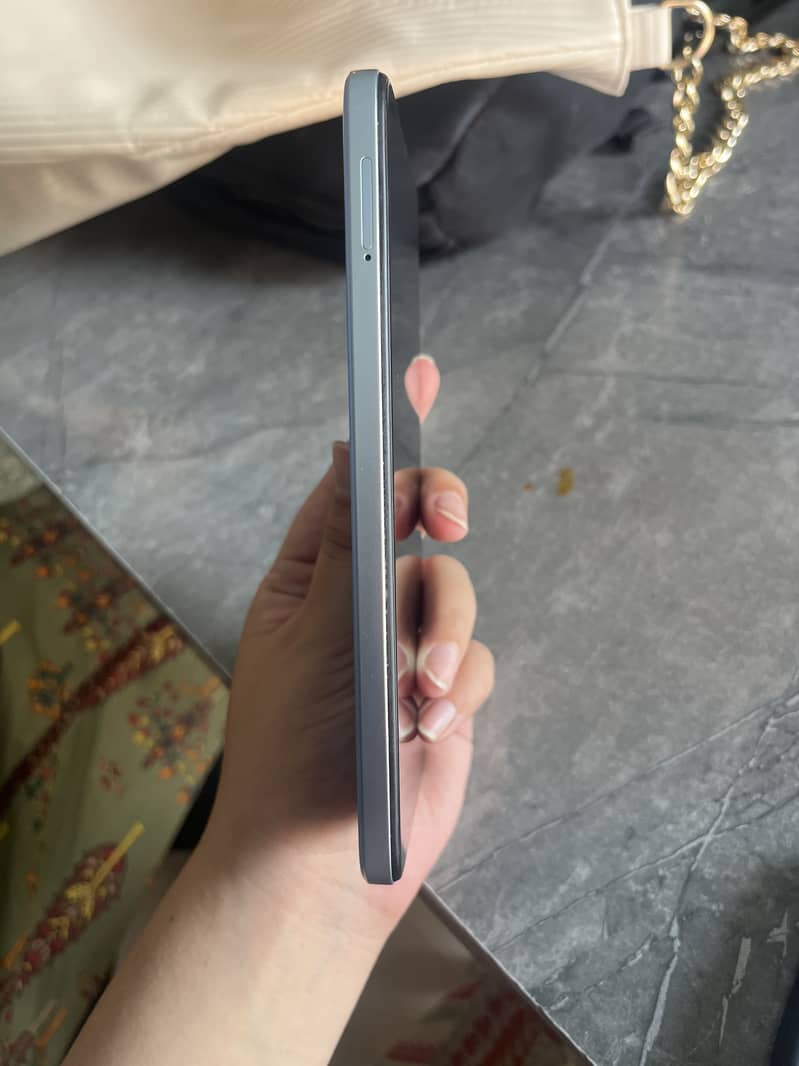 Shazia ka phone 3