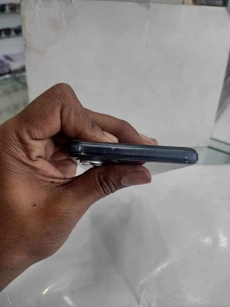 Tecno Camon 18 6 128 3