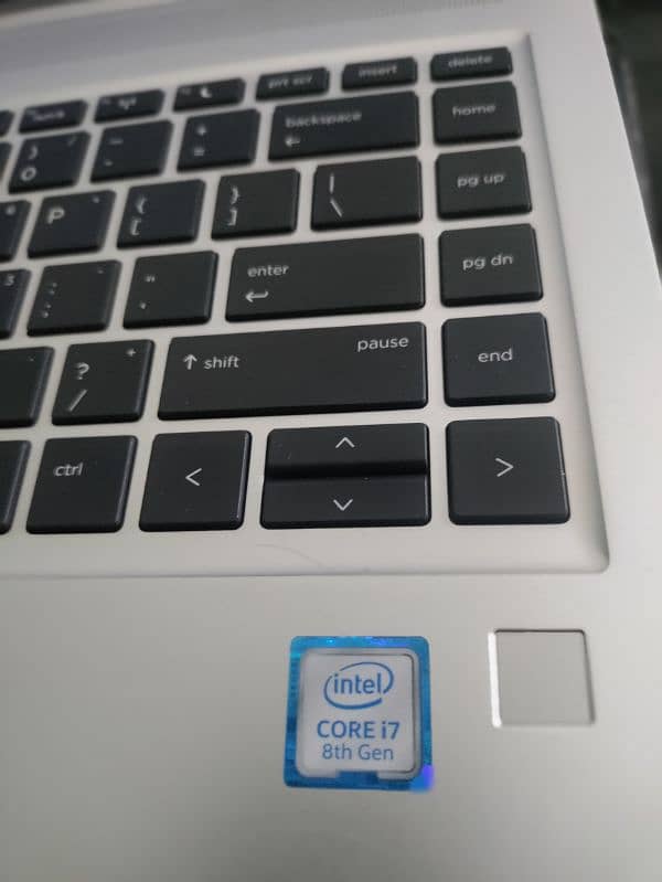 HP laptop core i 8th porbook 2